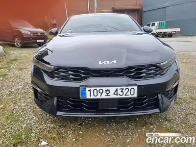 Kia K5 (Optima), 2025, 9 741 км
