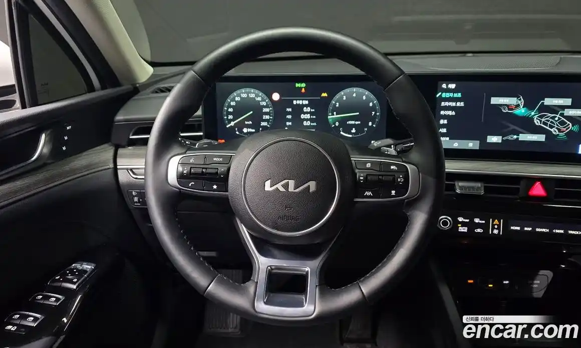 Kia K5 (Optima) 2025 2.0 автомат (гидро), фото 18
