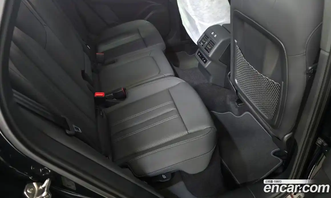 Audi Q5 2025 2.0 автомат (гидро), фото 10
