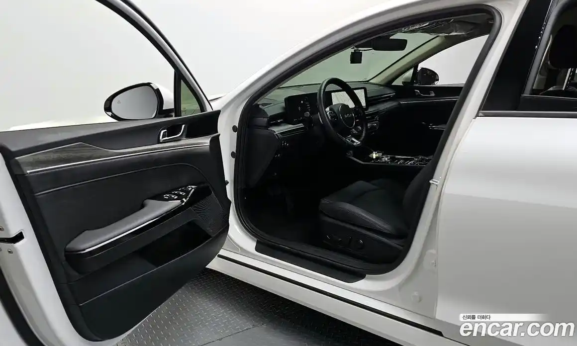 Kia K5 (Optima) 2023 2.0 автомат (гидро), фото 10