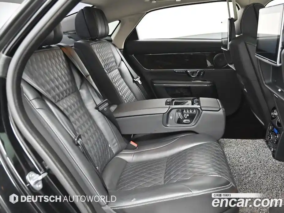 Jaguar XJ 2019 3.0 гидро, фото 12