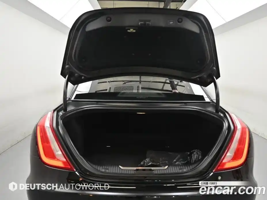 Jaguar XJ 2019 3.0 гидро, фото 19