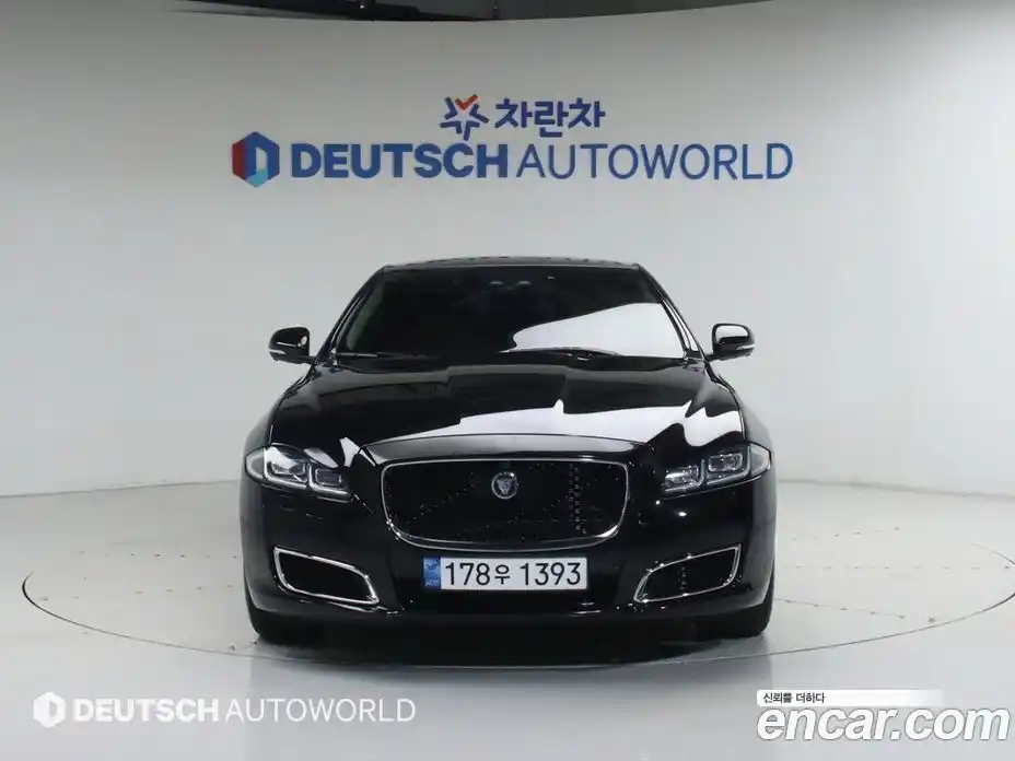 Jaguar XJ 2019 3.0 гидро, фото 3