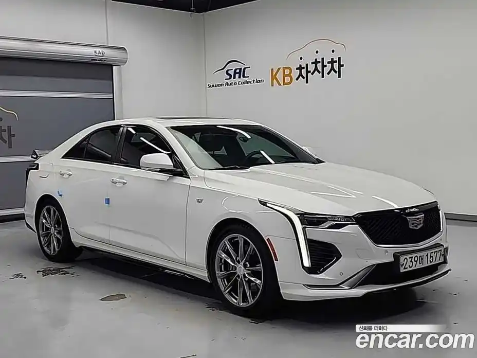 Cadillac CT4 2020 2.0 гидро, фото 4