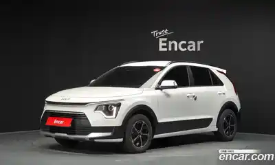 Kia Niro, 2026, 4 384 км