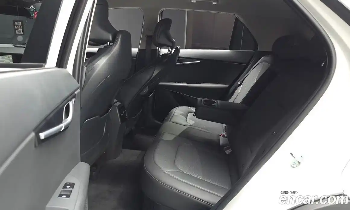 Kia Niro 2026 1.6 автомат (гидро), фото 12