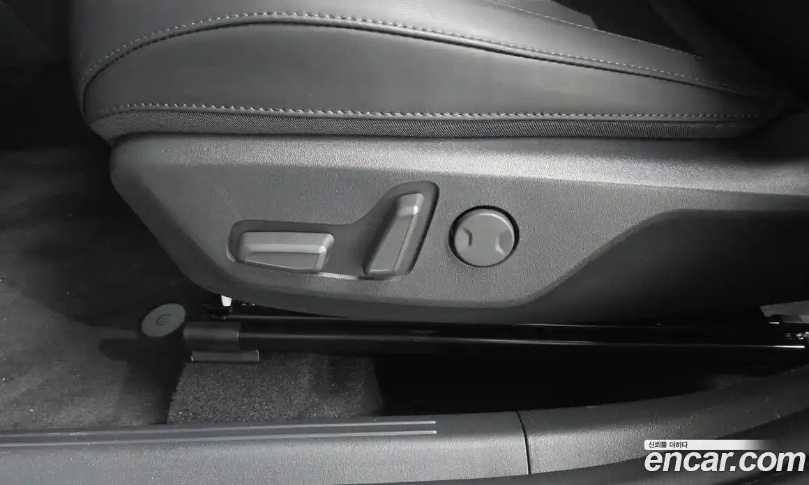 Kia Niro 2026 1.6 автомат (гидро), фото 17