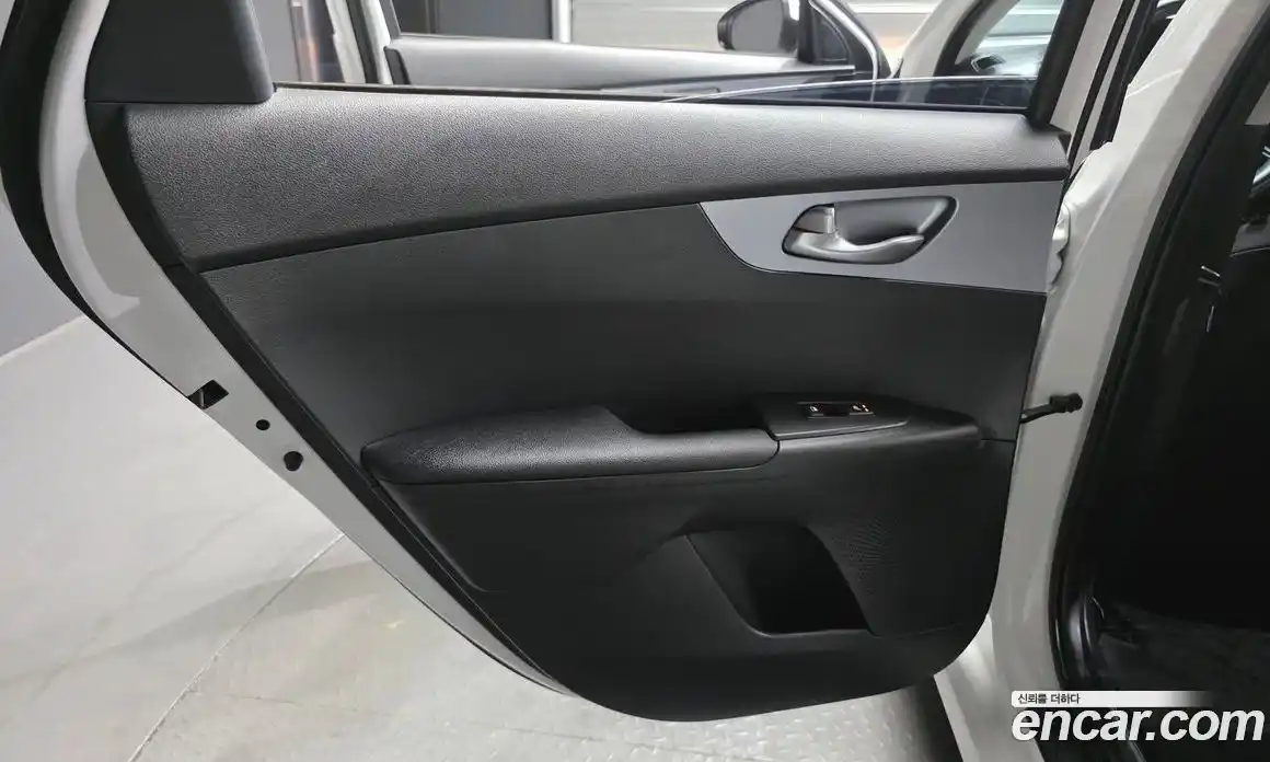 Kia K3 2021 1.6 автомат (гидро), фото 15