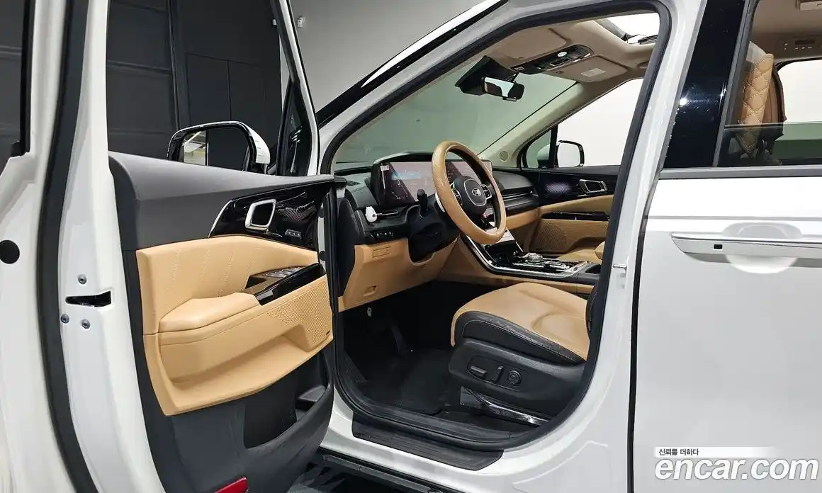 Kia Carnival 2021 2.2 автомат (гидро), фото 13