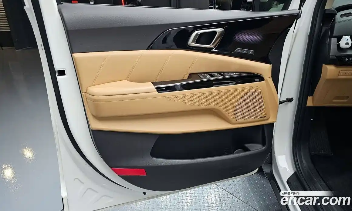 Kia Carnival 2021 2.2 автомат (гидро), фото 14