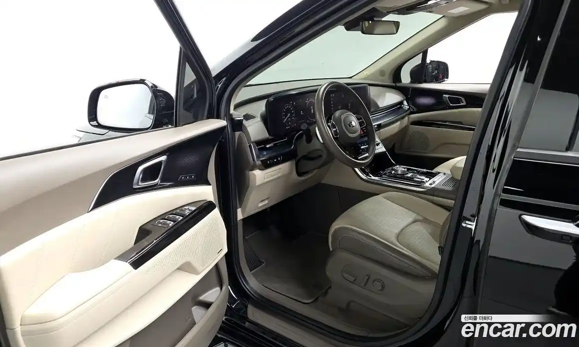 Kia Carnival 2021 2.2 автомат (гидро), фото 13