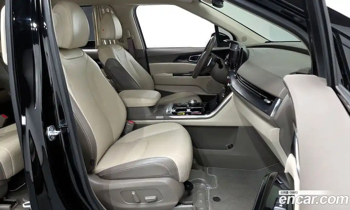 Kia Carnival 2021 2.2 автомат (гидро), фото 16