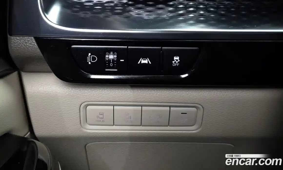 Kia Carnival 2021 2.2 автомат (гидро), фото 30
