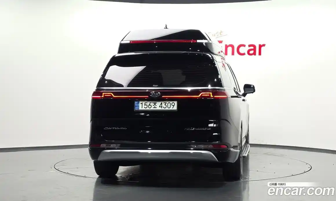 Kia Carnival 2021 2.2 автомат (гидро), фото 4