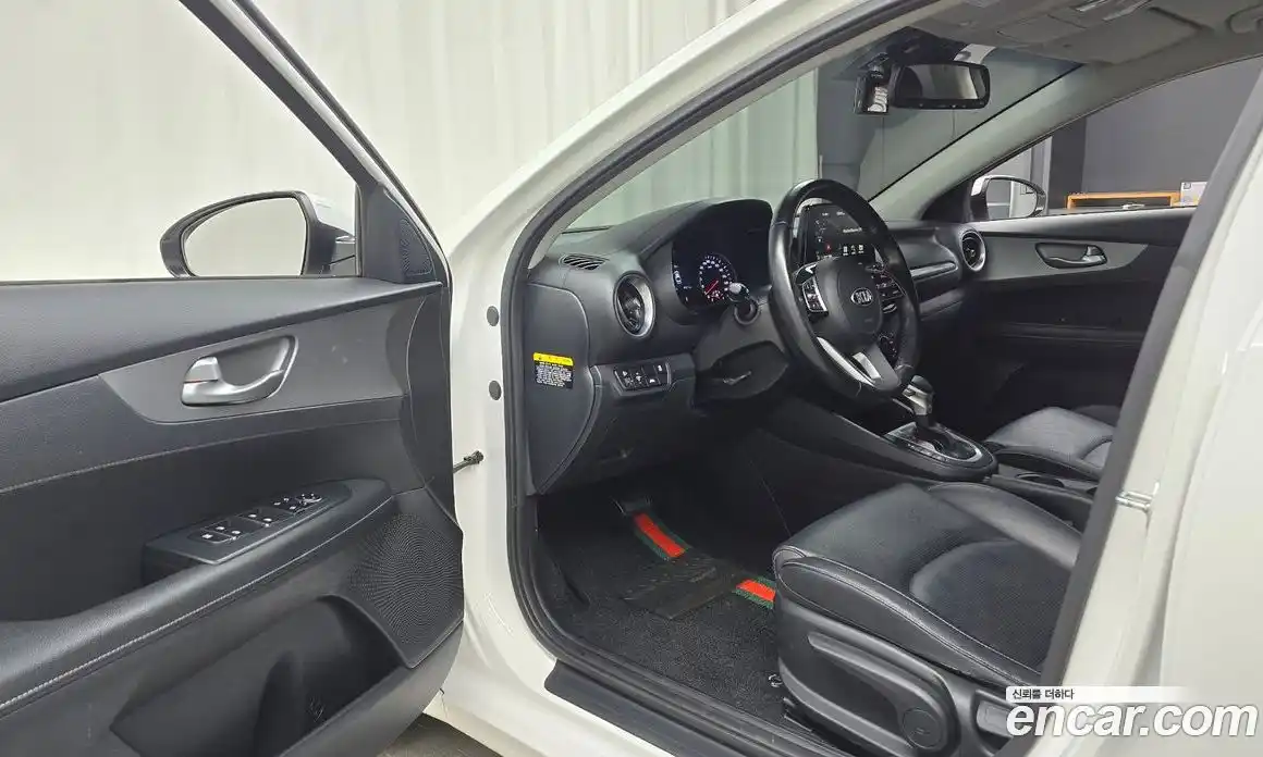 Kia K3 2020 1.6 автомат (гидро), фото 13
