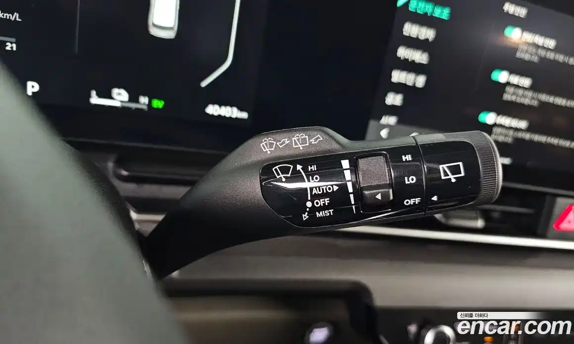 Kia Carnival 2024 1.6 автомат (гидро), фото 27