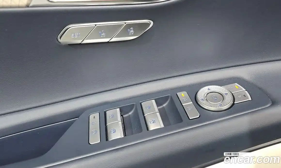 Genesis GV80 2025 2.5 автомат (гидро), фото 27