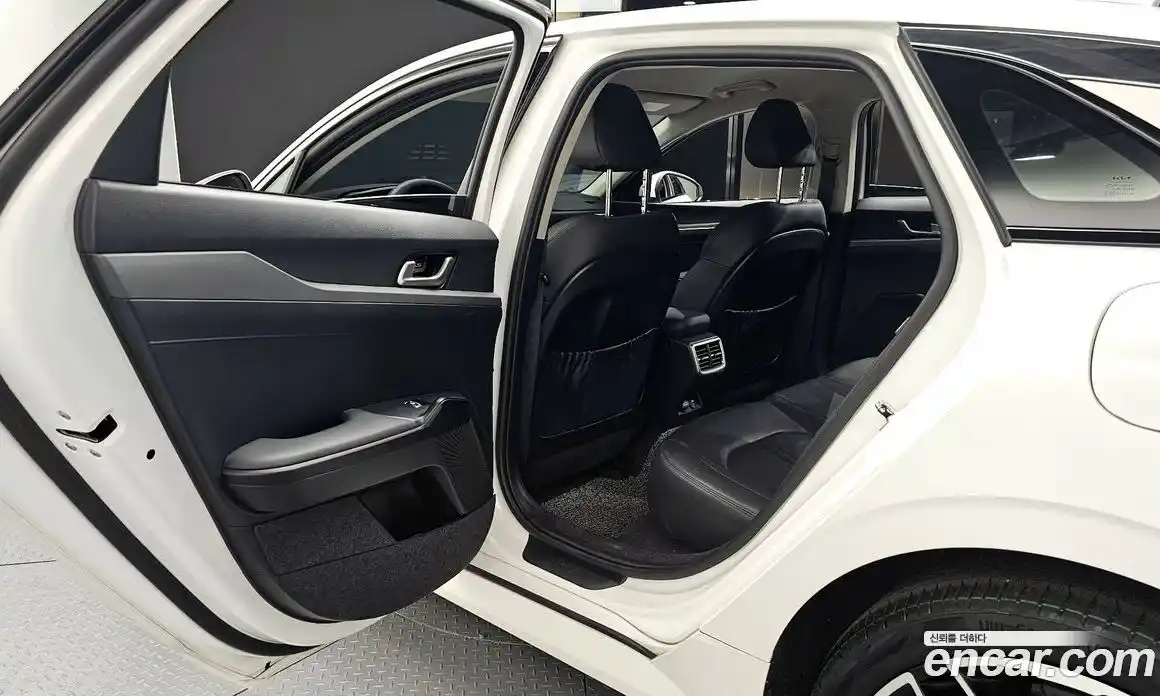 Kia K5 (Optima) 2022 1.6 автомат (гидро), фото 18