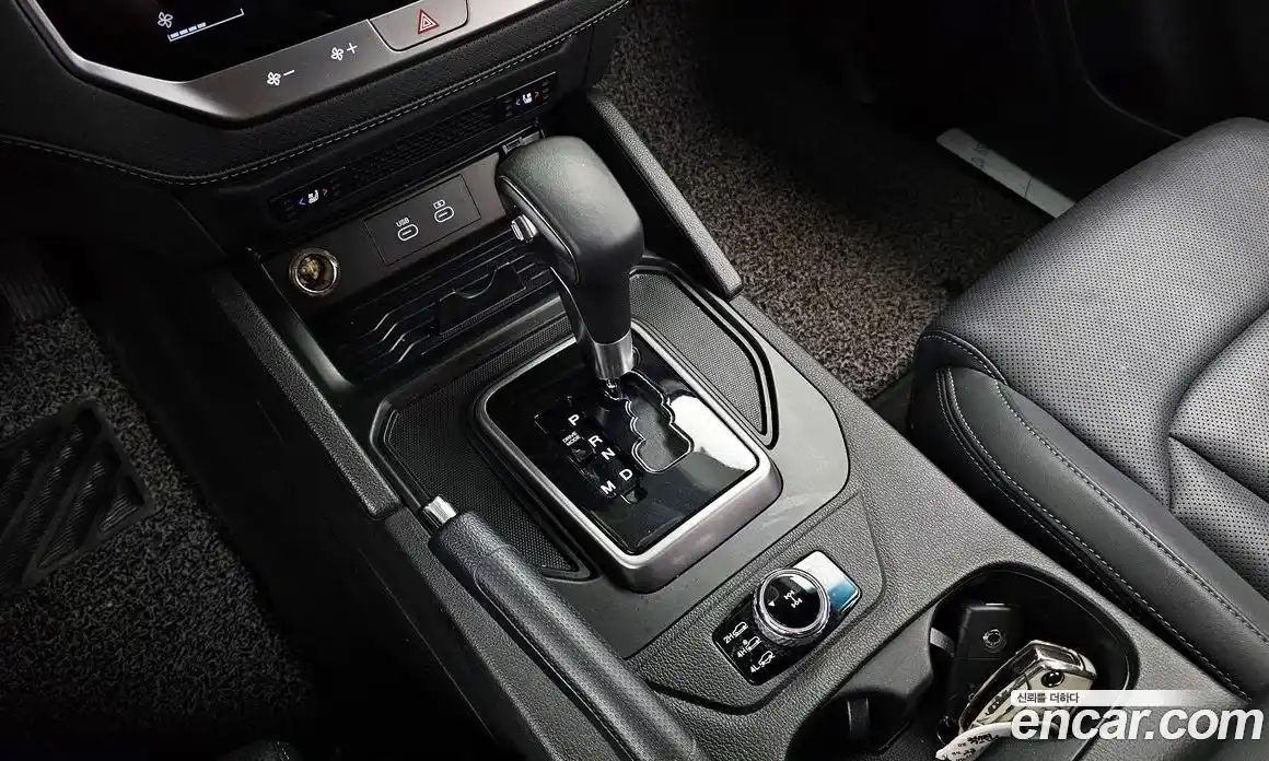 SsangYong Rexton 2023 2.2 автомат (гидро), фото 12