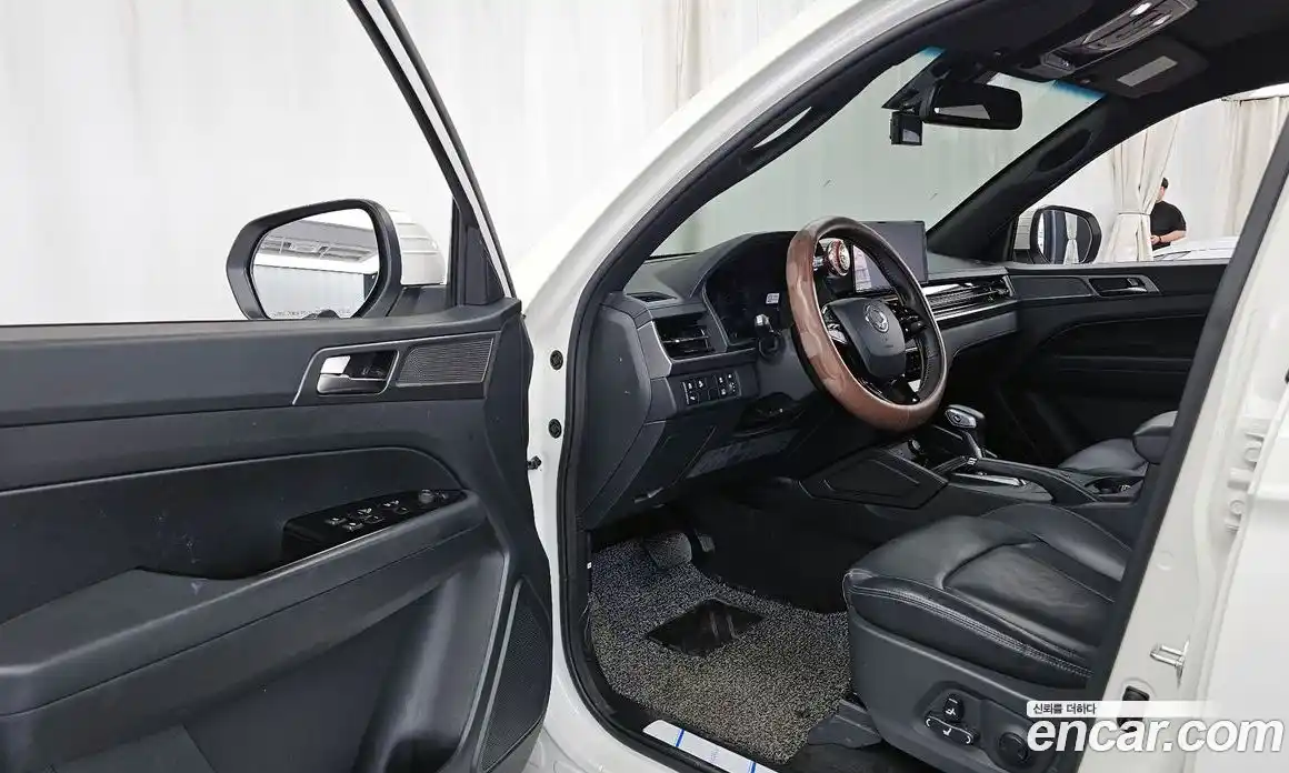 SsangYong Rexton 2023 2.2 автомат (гидро), фото 13