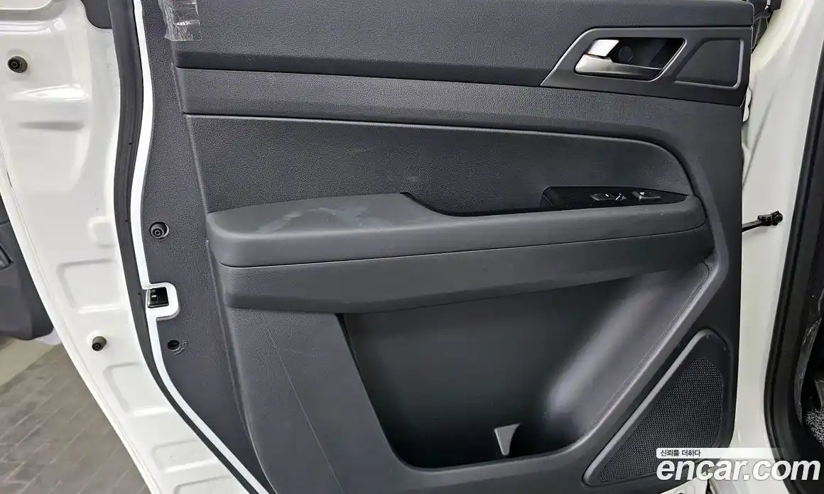 SsangYong Rexton 2023 2.2 автомат (гидро), фото 15