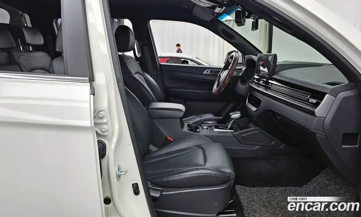SsangYong Rexton 2023 2.2 автомат (гидро), фото 17