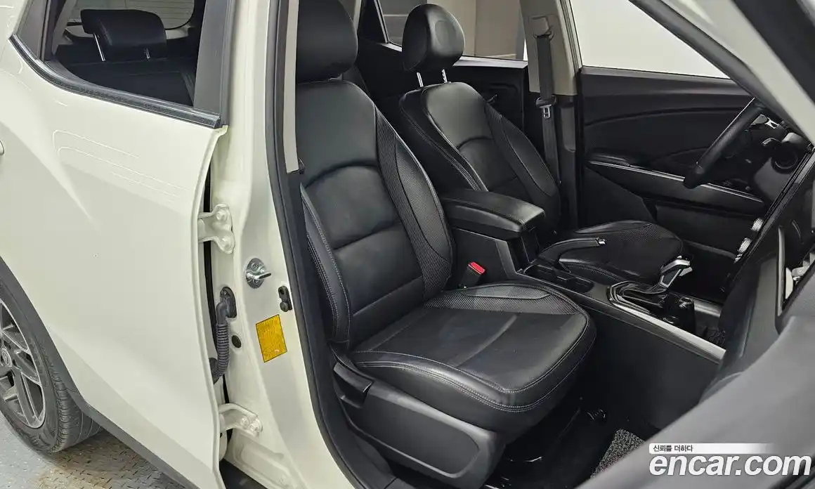 SsangYong TIBOLI 2022 1.5 автомат (гидро), фото 11