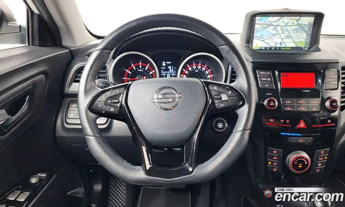SsangYong TIBOLI 2016 1.6 автомат (гидро), фото 13