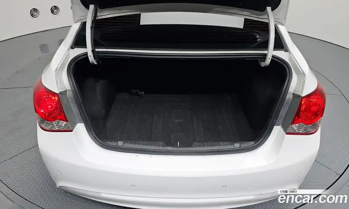 Chevrolet Cruze 2014 1.4 автомат (гидро), фото 26