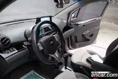 Chevrolet Spark 2011 1.0 автомат (гидро), миниатюра 12