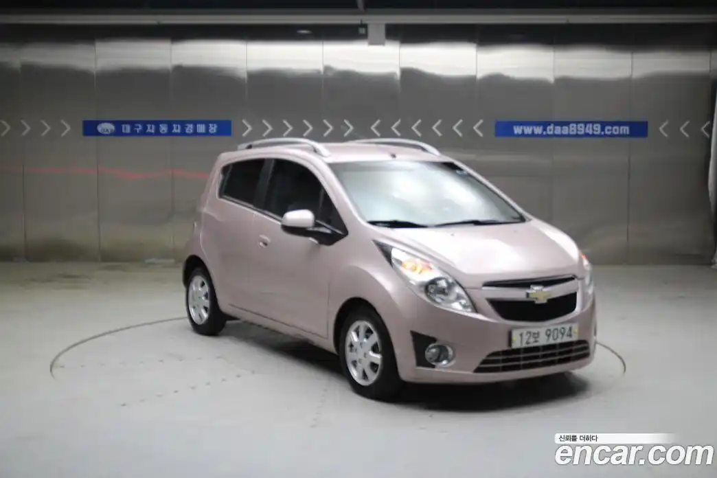 Chevrolet Spark 2011 1.0 автомат (гидро), фото 3