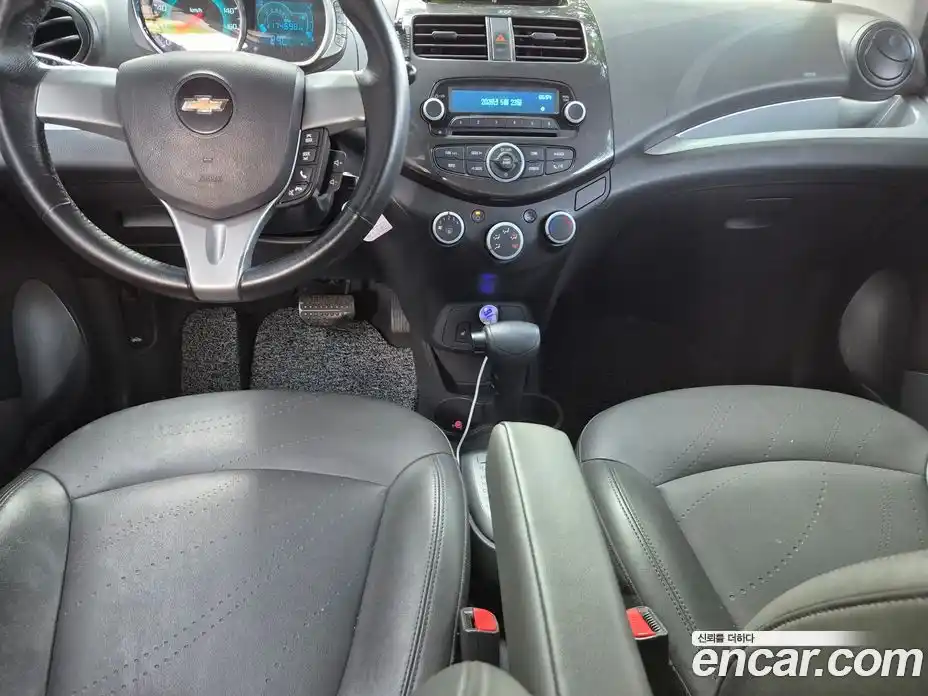Chevrolet Spark 2014 1.0 автомат (гидро), фото 8