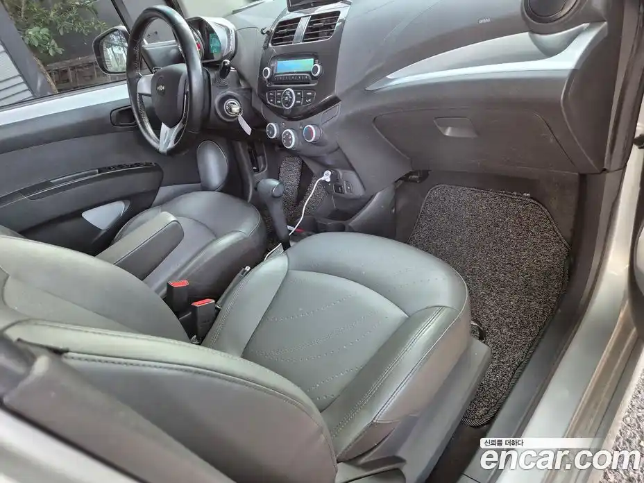 Chevrolet Spark 2014 1.0 автомат (гидро), фото 9