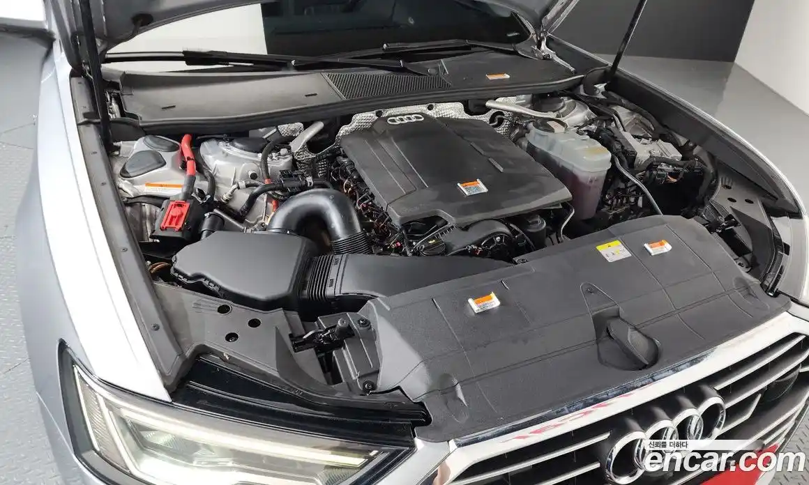 Audi A6 2021 2.0 автомат (гидро), фото 6