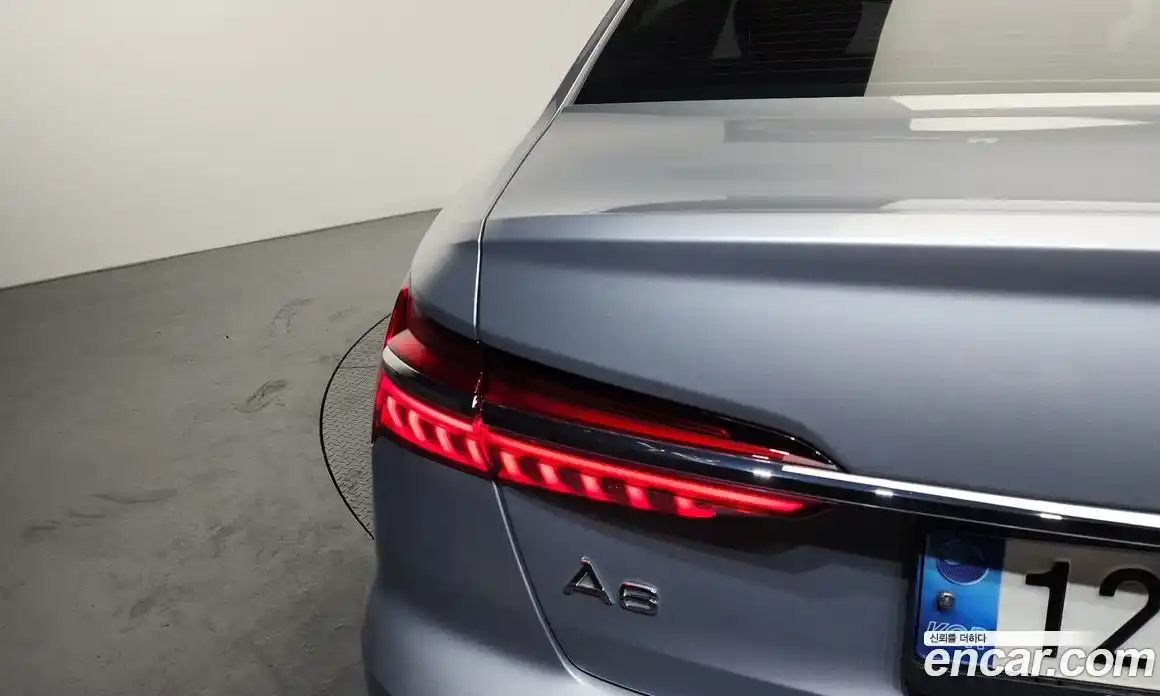 Audi A6 2021 2.0 автомат (гидро), фото 9