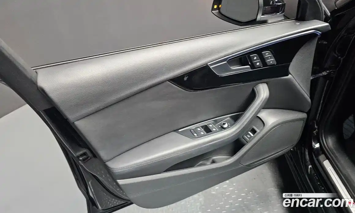 Audi A4 2021 2.0 автомат (гидро), фото 14