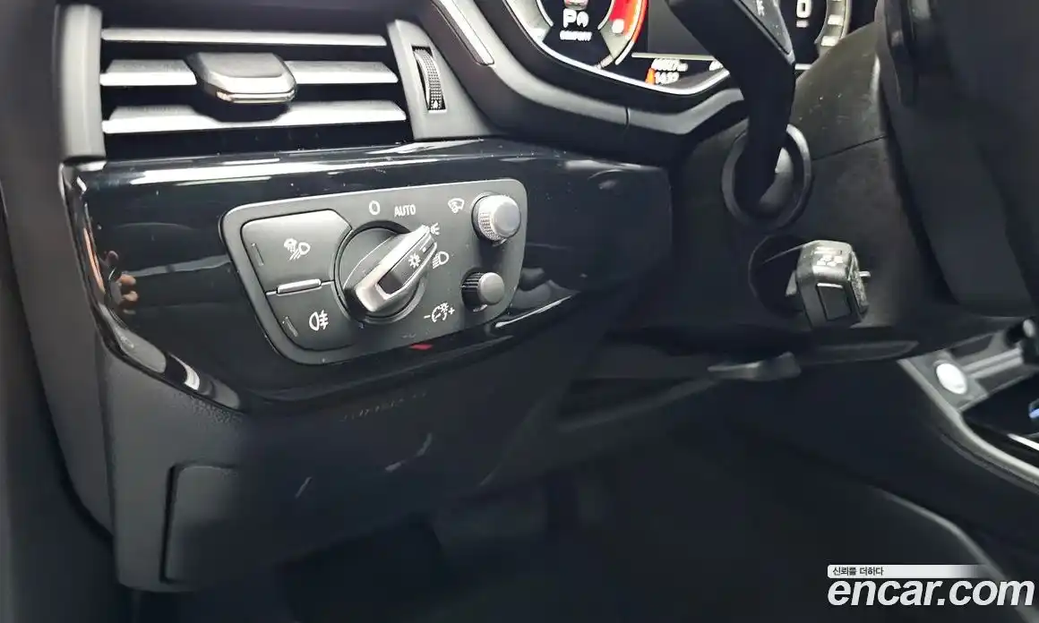 Audi A4 2021 2.0 автомат (гидро), фото 25