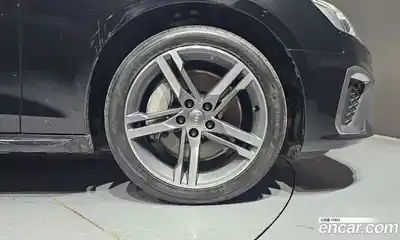 Audi A4 2021 2.0 автомат (гидро), миниатюра 7