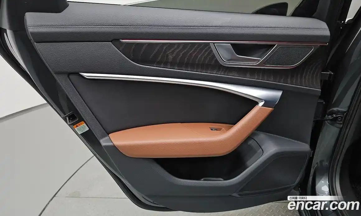Audi A6 2021 2.0 автомат (гидро), фото 15