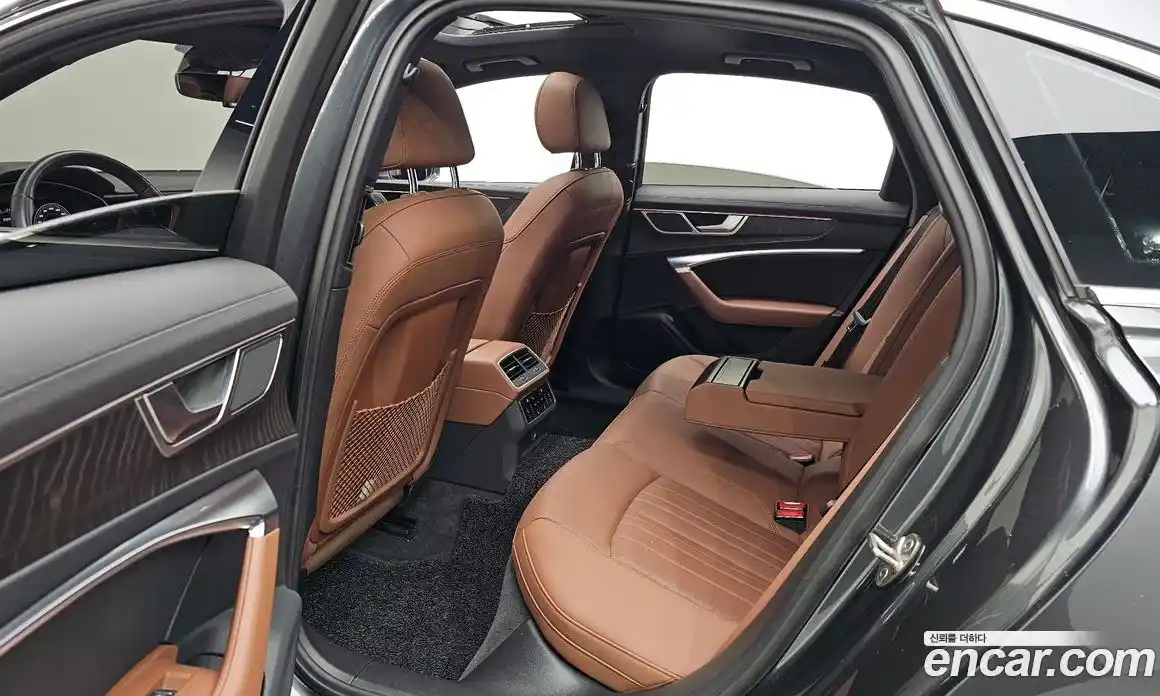 Audi A6 2021 2.0 автомат (гидро), фото 16