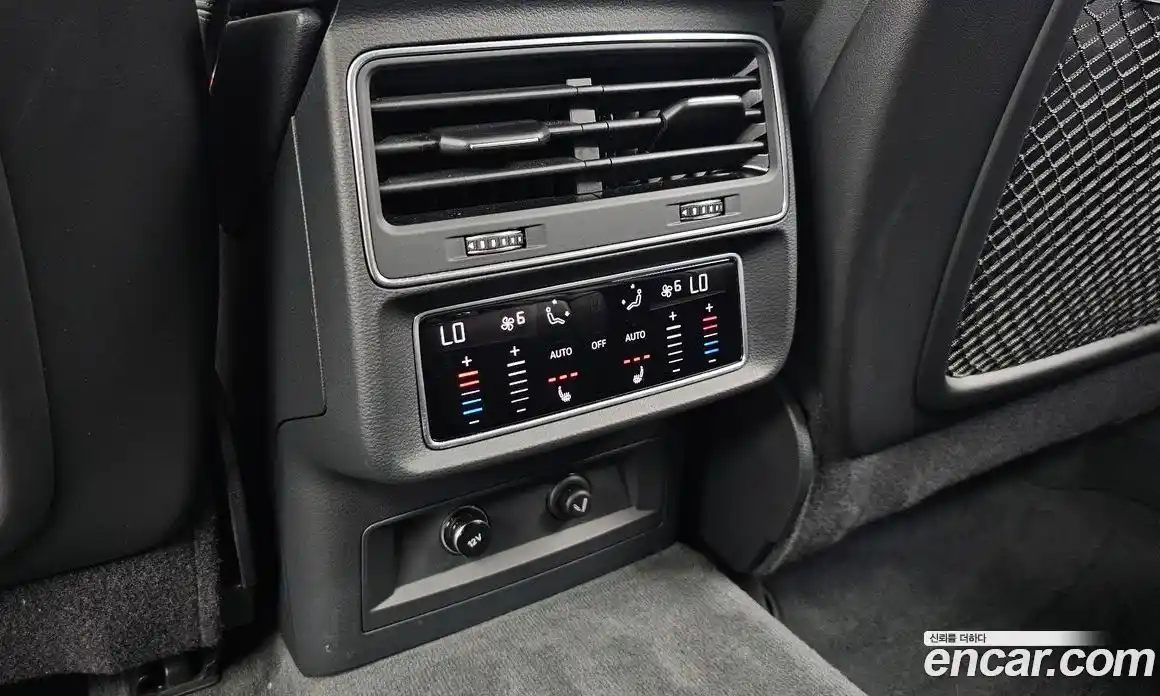 Audi Q7 2021 3.0 автомат (гидро), фото 24