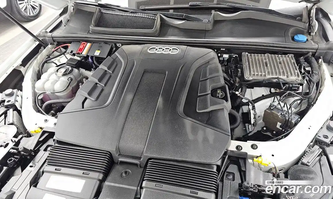 Audi Q7 2021 3.0 автомат (гидро), фото 6