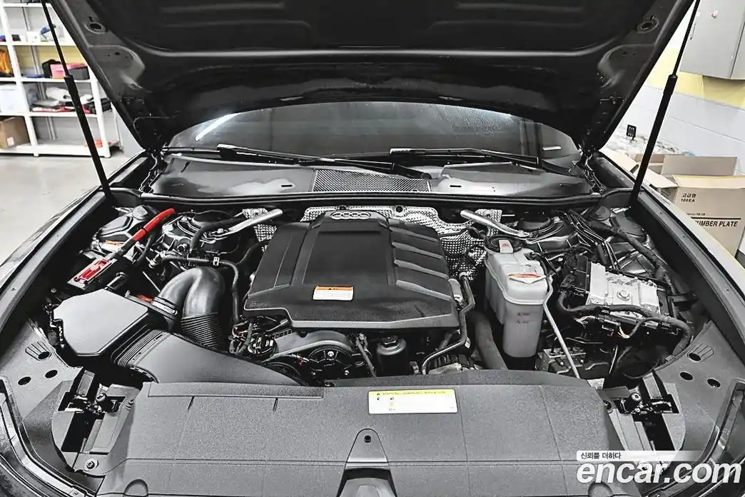 Audi A6 2020 2.0 автомат (гидро), фото 9
