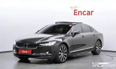 Volvo S90, 2023, 29 804 км