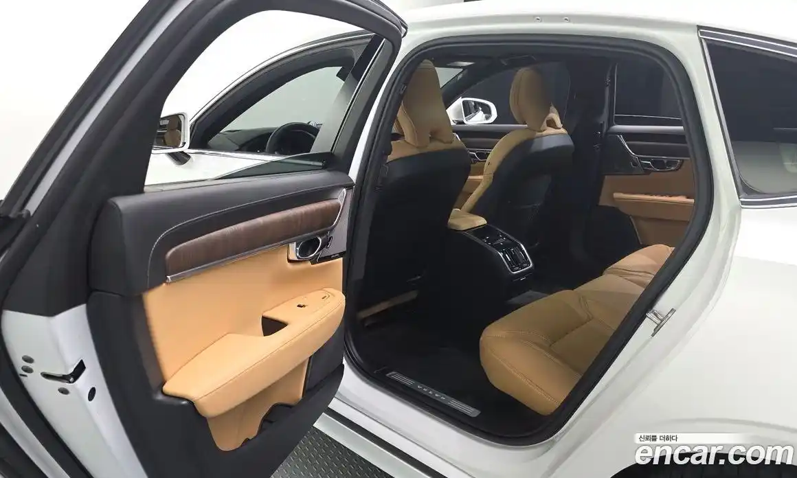 Volvo S90 2024 2.0 автомат (гидро), фото 16