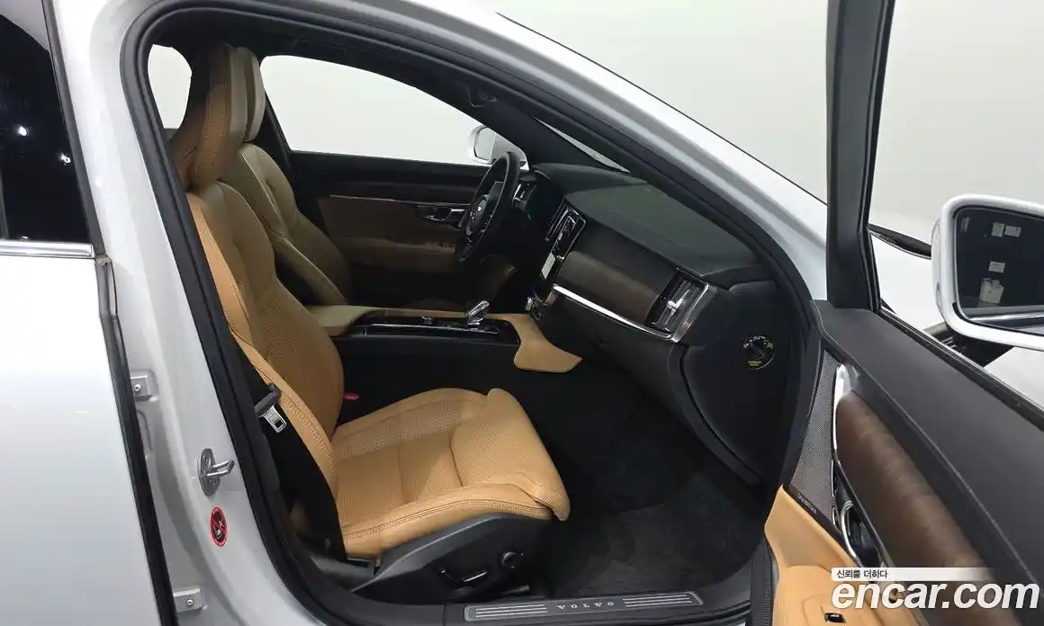 Volvo S90 2024 2.0 автомат (гидро), фото 17