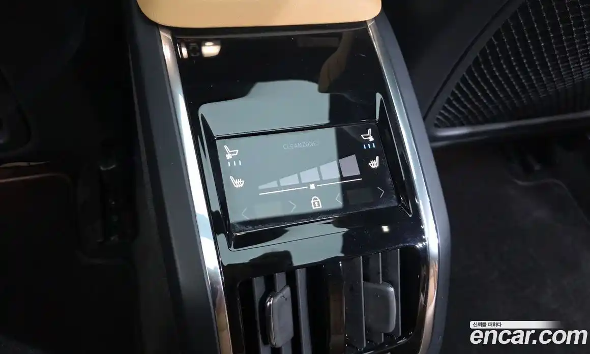 Volvo S90 2024 2.0 автомат (гидро), фото 24