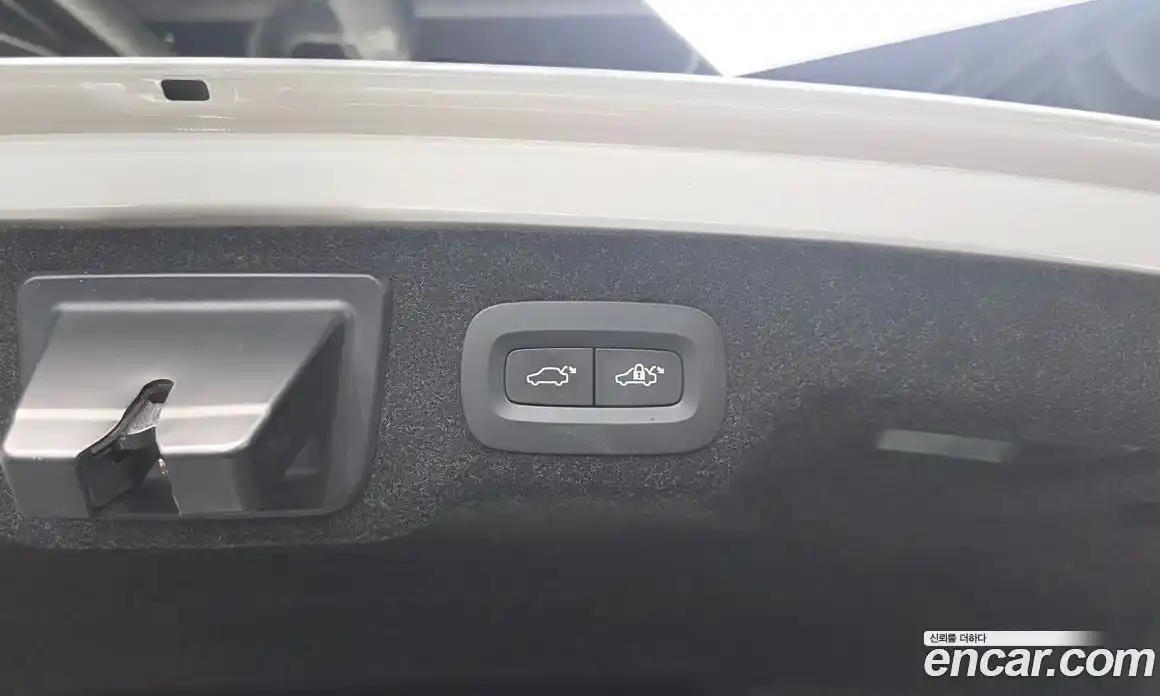 Volvo S90 2024 2.0 автомат (гидро), фото 35