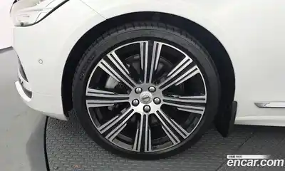 Volvo S90 2024 2.0 автомат (гидро), миниатюра 5