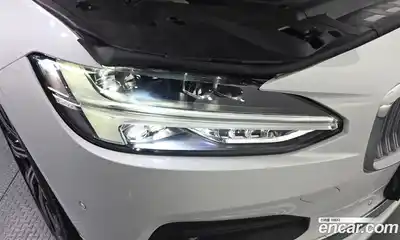 Volvo S90 2024 2.0 автомат (гидро), миниатюра 8